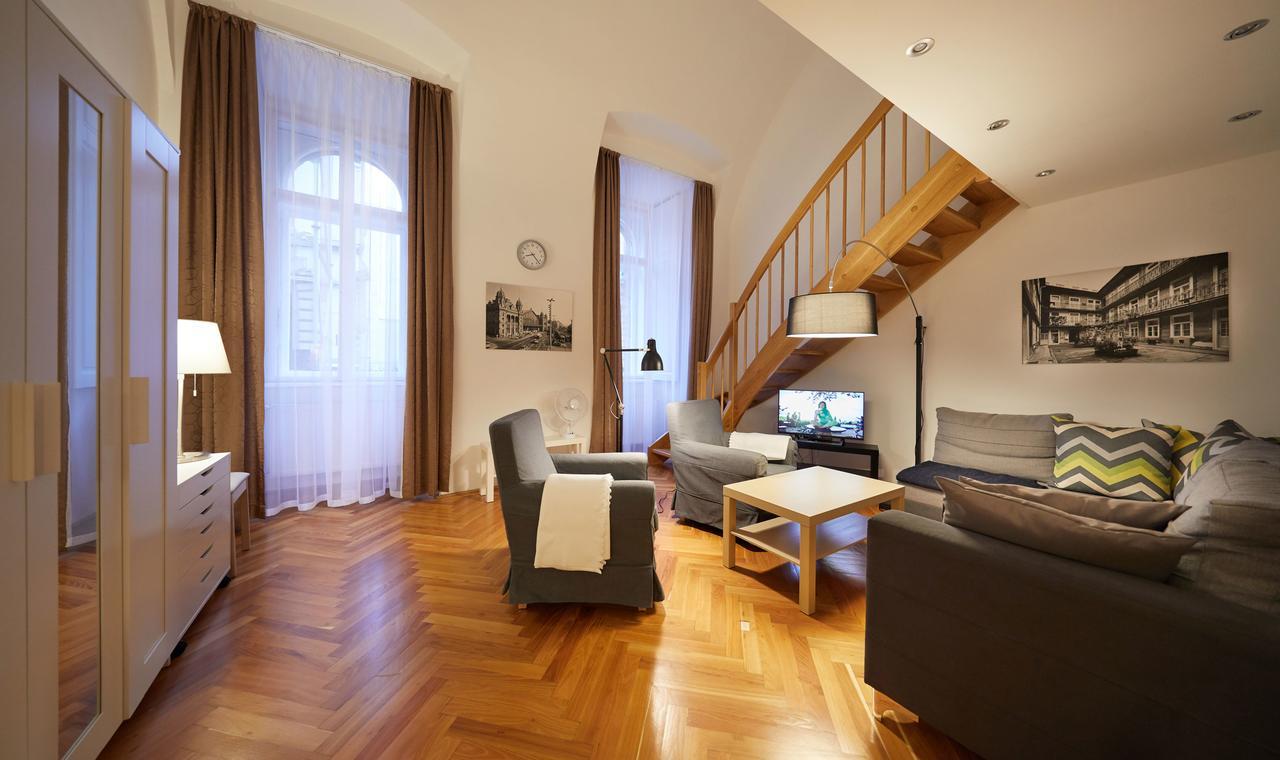 Fewo Oktogon Budapest Exterior foto